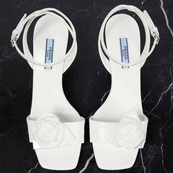 EUC PRADA Rosette leather sandals 41 - Picture 3 of 15